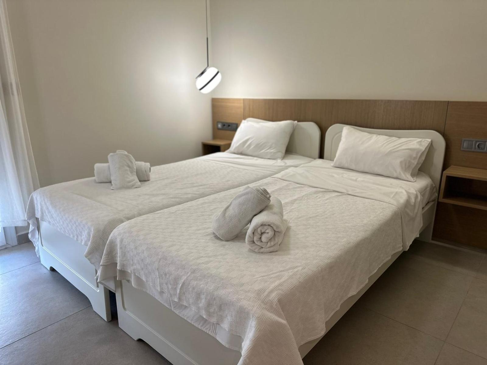 Anemos Hotel Agia Triada  Bagian luar foto