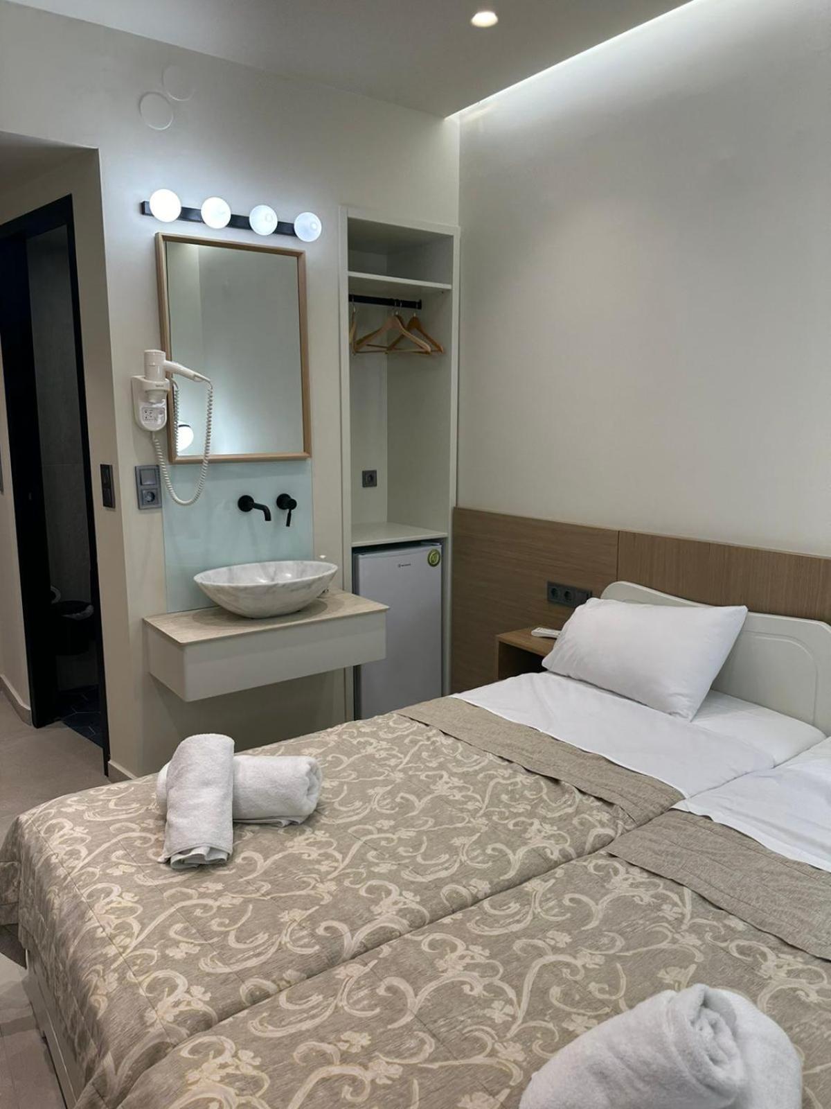 Anemos Hotel Agia Triada  Bagian luar foto