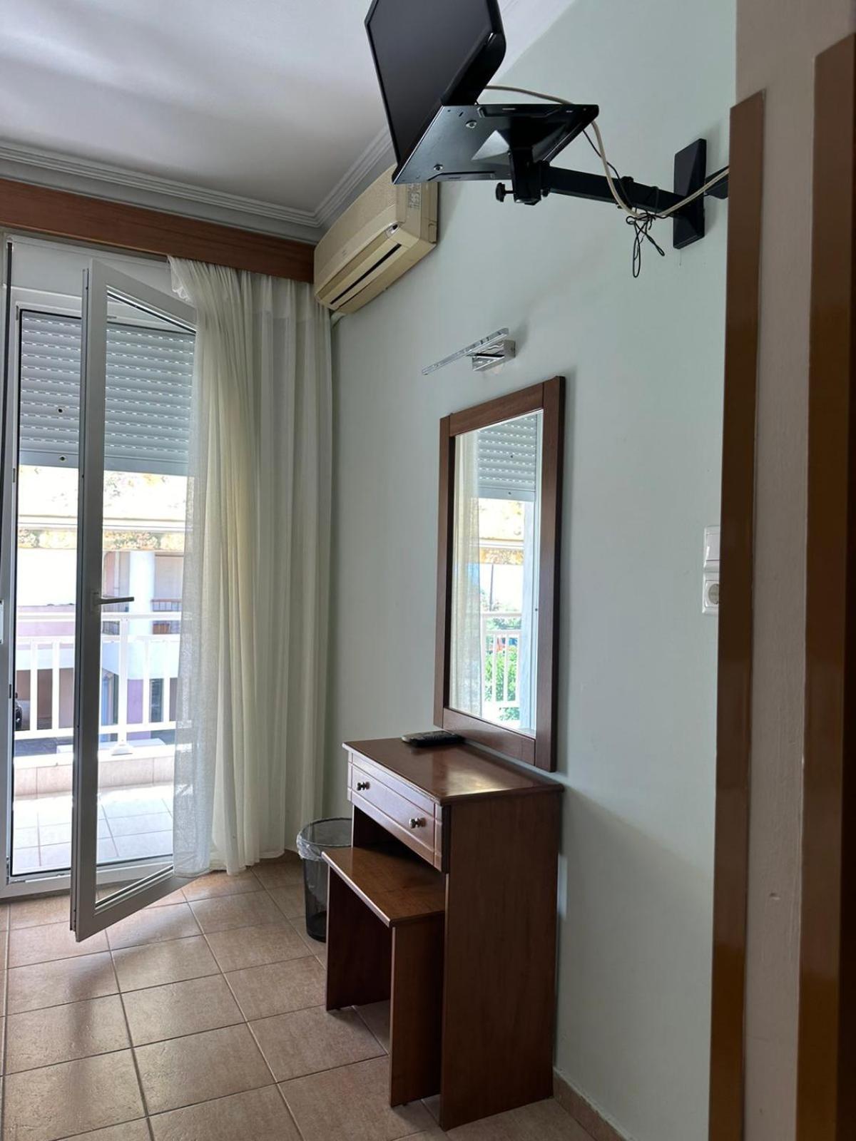 Anemos Hotel Agia Triada  Bagian luar foto